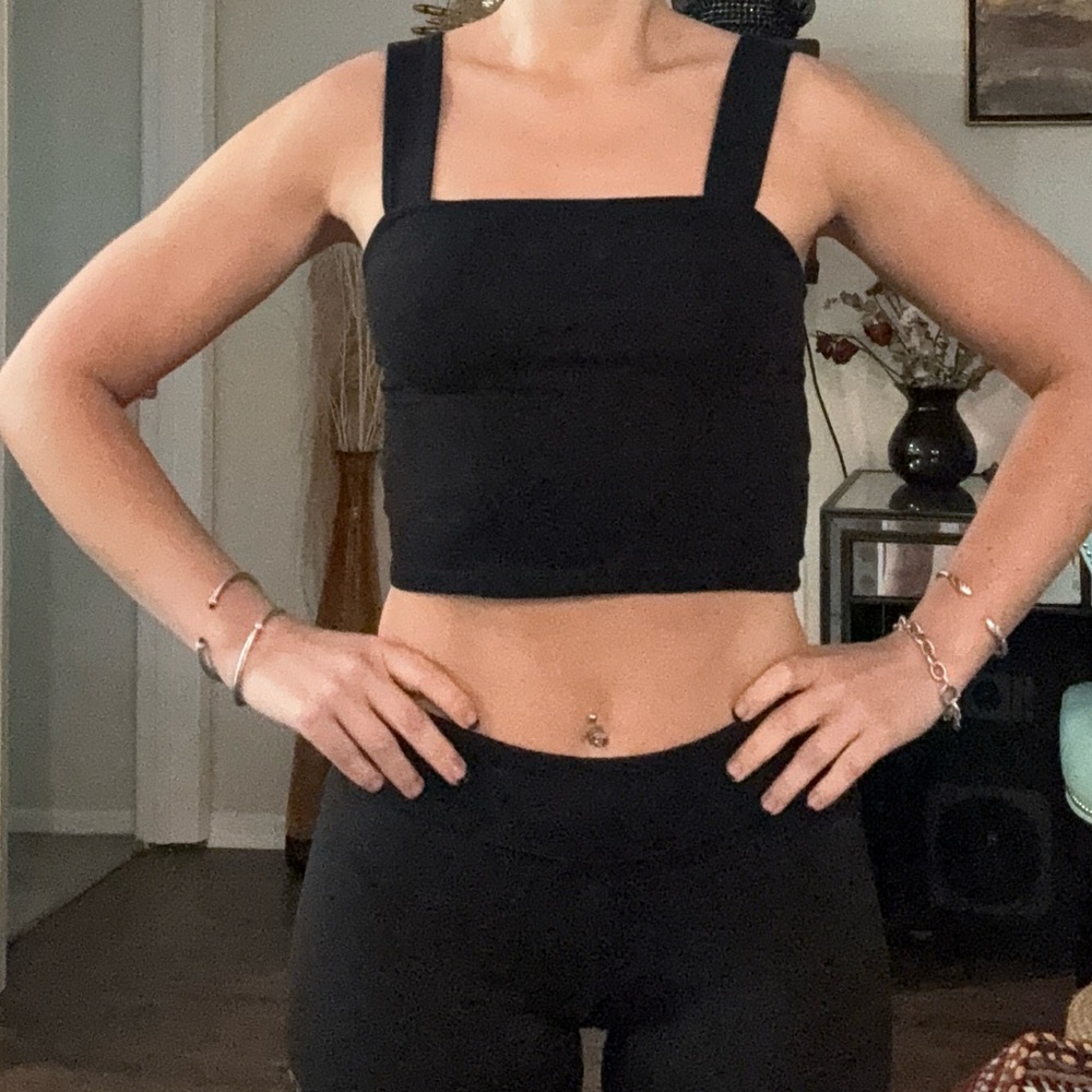 BP Black Cropped Tank